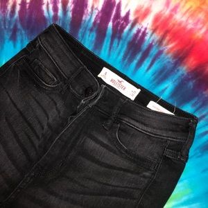 Black ripped Hollister high waist jeans size 1L